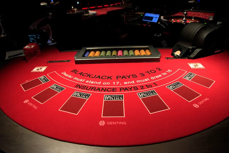 Il tavolo del blackjack